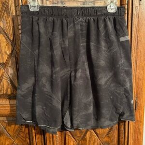 Lululemon Athletica Black Patterned Athletic Shorts